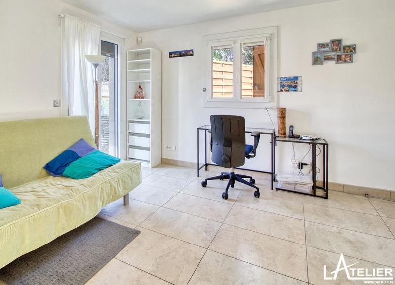 Maison - 169 m² - 9 pièces