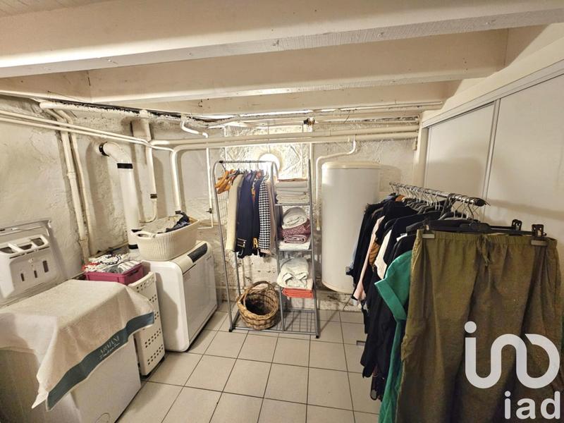 Maison - 220 m² - 8 pièces