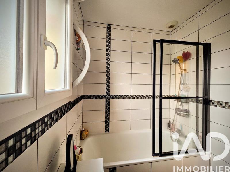 Maison - 81 m² - 4 pièces