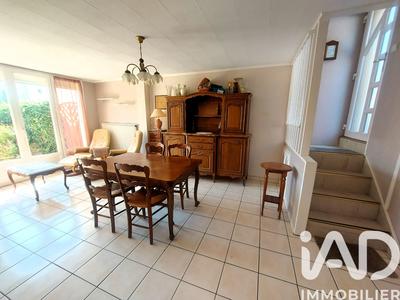 Maison - 77 m² - 4 pièces