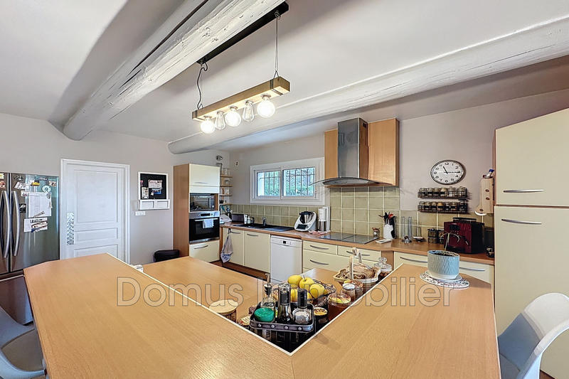 Maison - 184 m² - 7 pièces