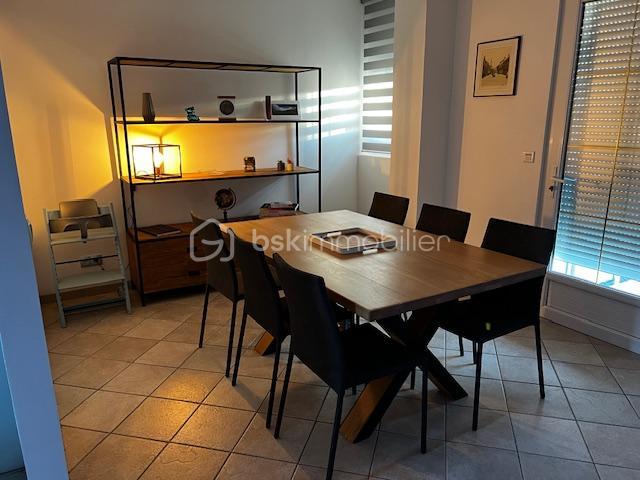 Maison en pierre - 100 m² - 5 pièces