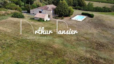 Maison ancienne - 172 m² - 5 pièces