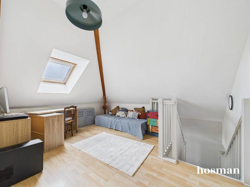 Maison - 172 m² - 8 pièces