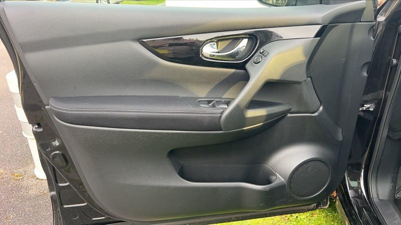 Nissan Qashqai II 1.2 Dig-T 115 Bva n-Connecta