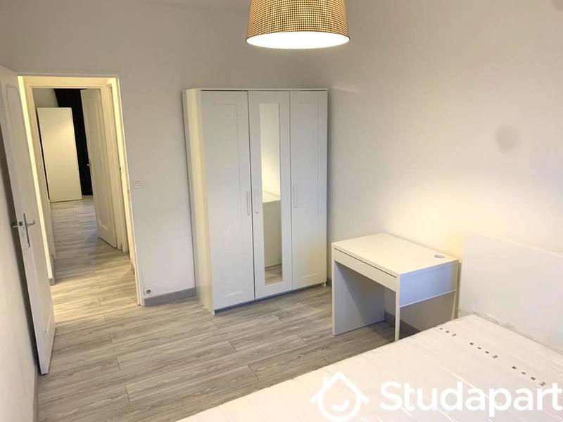 Chambre - 15 m² - 1 pièce