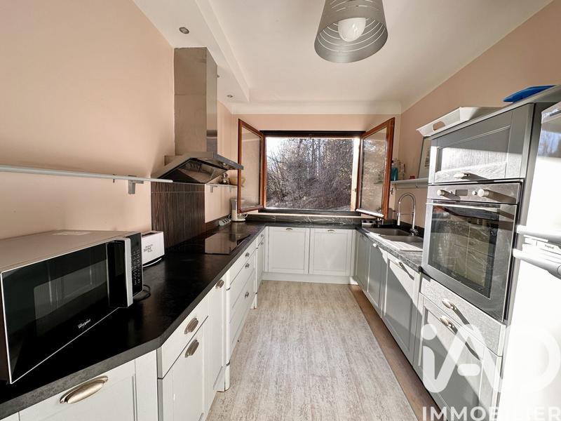 Maison - 160 m² - 7 pièces