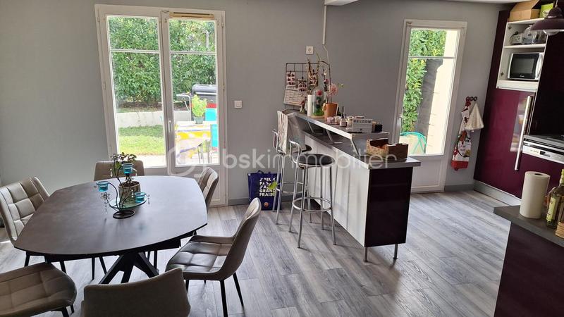 Maison traditionnelle - 85 m² - 5 pièces