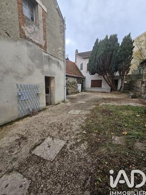 Maison - 140 m² - 6 pièces