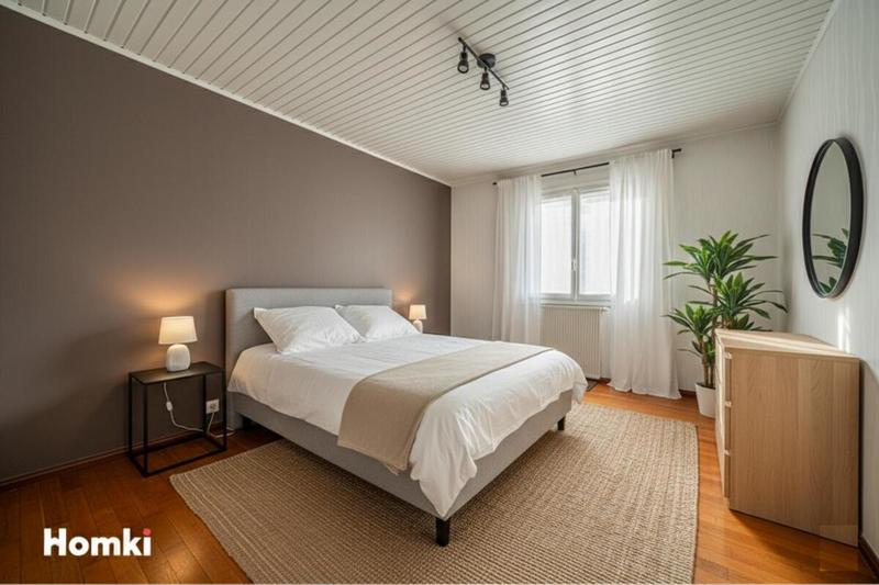 Villa - 181 m² - 6 pièces