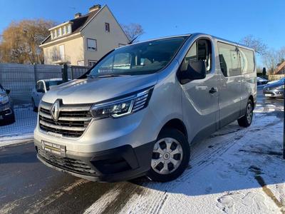 Renault Trafic 2.0 l 150 cv L2 clim CarPlay radars Gps 9 places 1 ère main