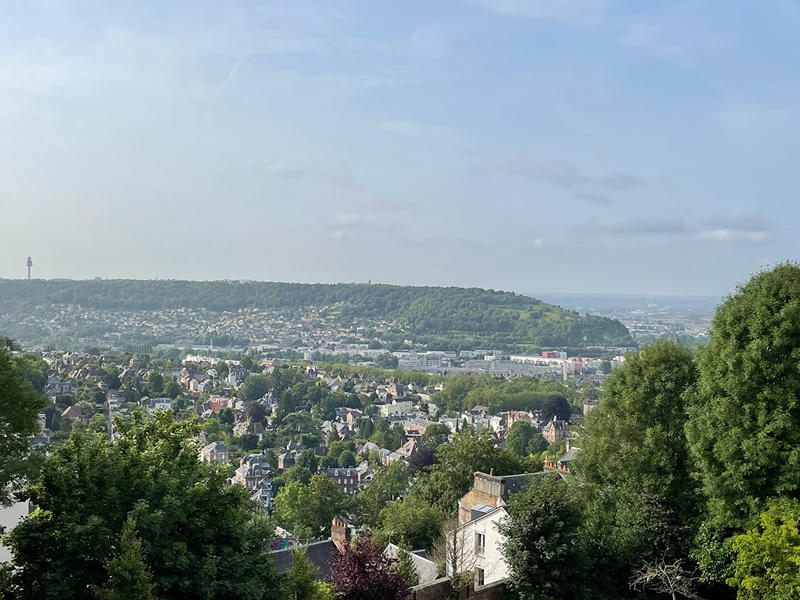 Appartement - 93 m² - 4 pièces