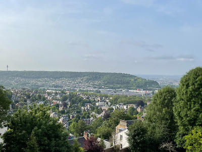 Appartement - 93 m² - 4 pièces