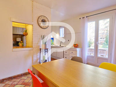 Villa - 167 m² - 6 pièces