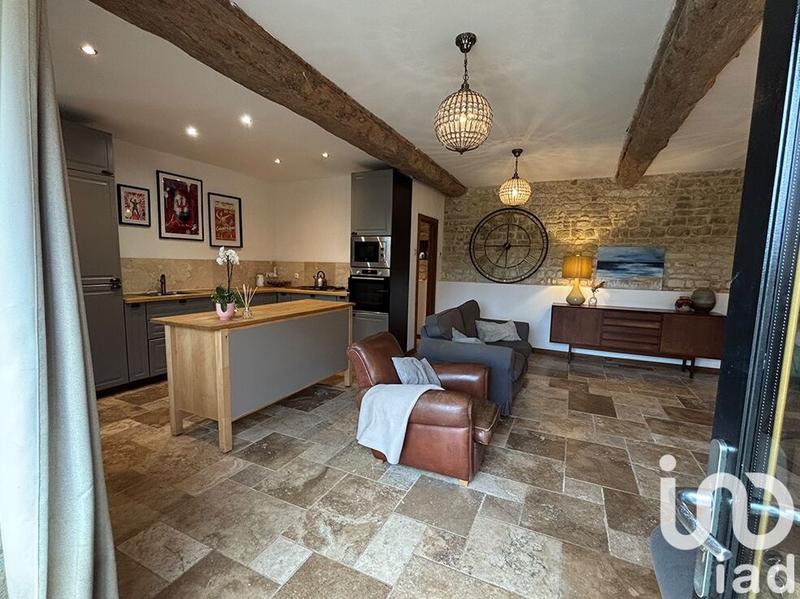 Maison - 287 m² - 12 pièces