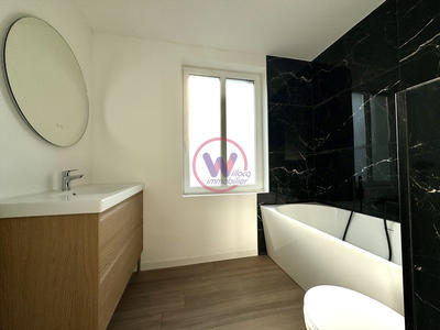 Maison - 163 m² - 10 pièces