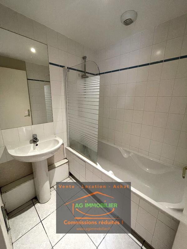 Appartement - 90 m² - 3 pièces