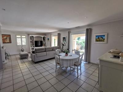 Villa - 106 m² - 4 pièces