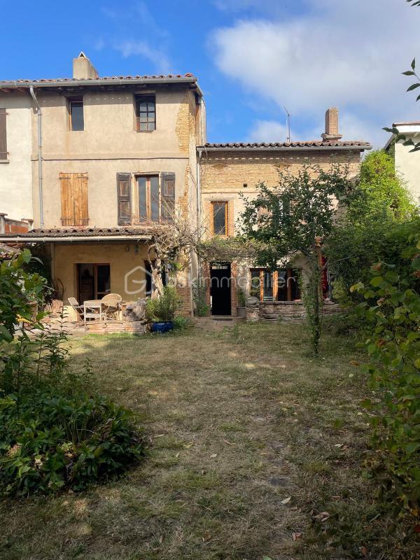 Maison de ville - 250 m² - 7 pièces