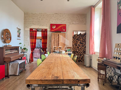 Maison - 161 m² - 5 pièces