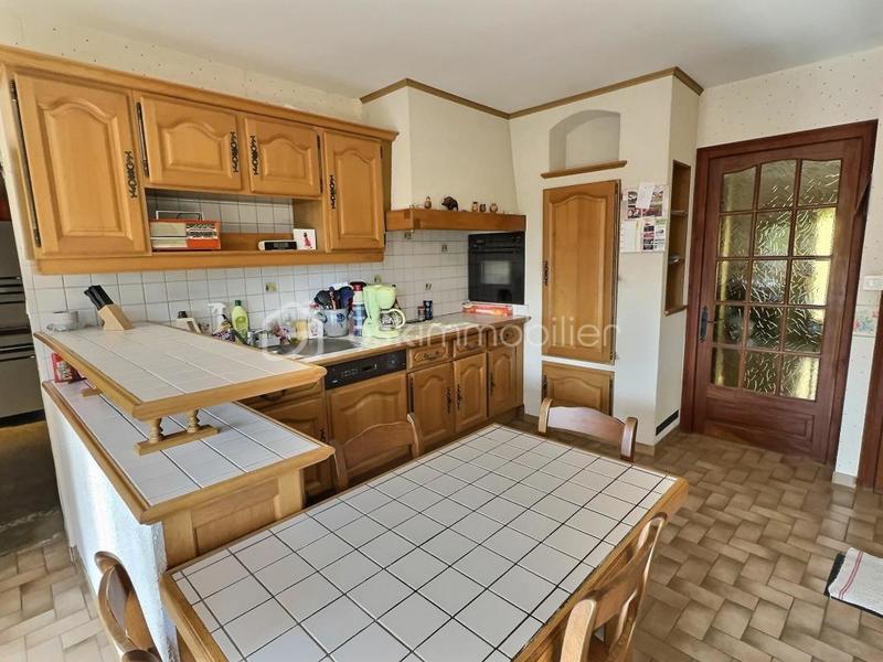 Maison - 176 m² - 8 pièces