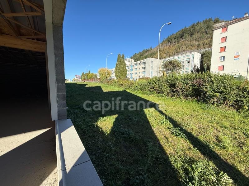 Local commercial - 430 m² - 1 pièce