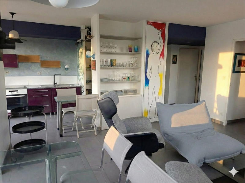 Appartement - 81 m² - 3 pièces