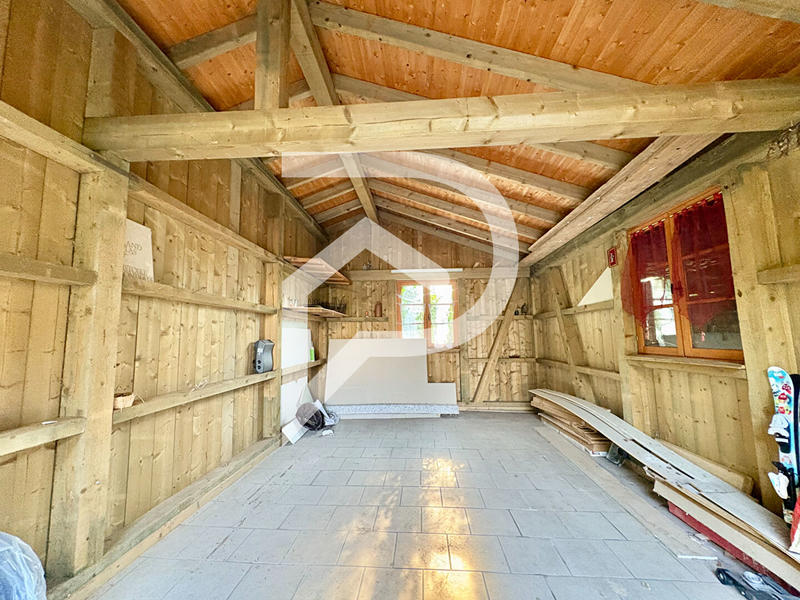 Maison - 180 m² - 8 pièces