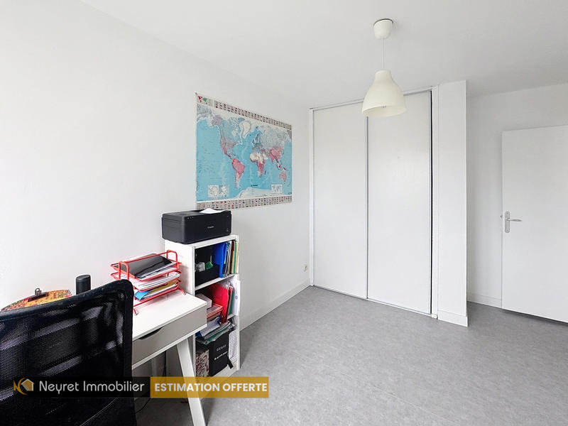 Appartement - 102 m² - 5 pièces