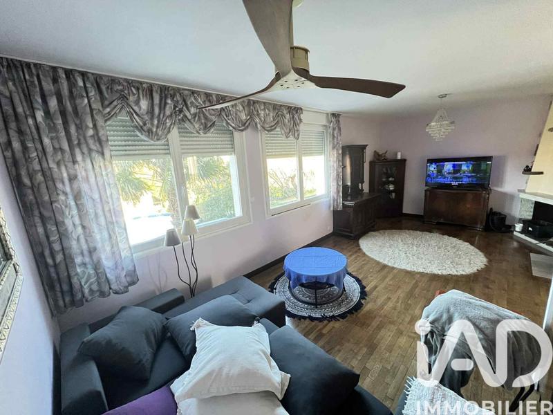 Maison de village - 80 m² - 4 pièces