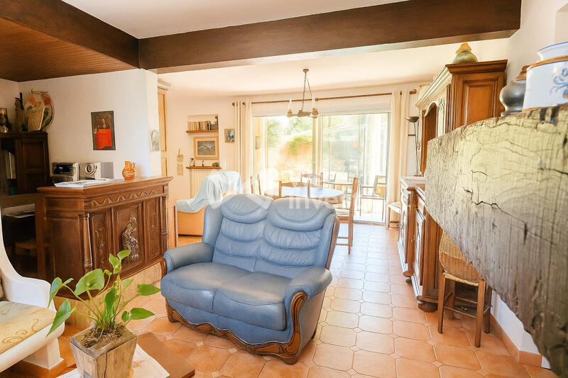 Maison traditionnelle - 130 m² - 6 pièces