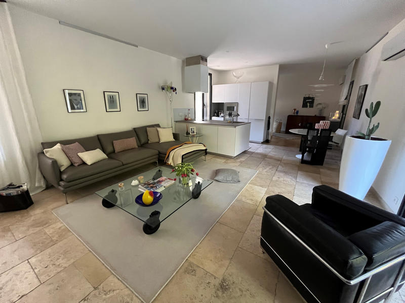 Maison - 160 m² - 5 pièces