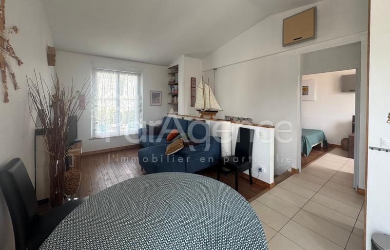 Maison - 111 m² - 6 pièces