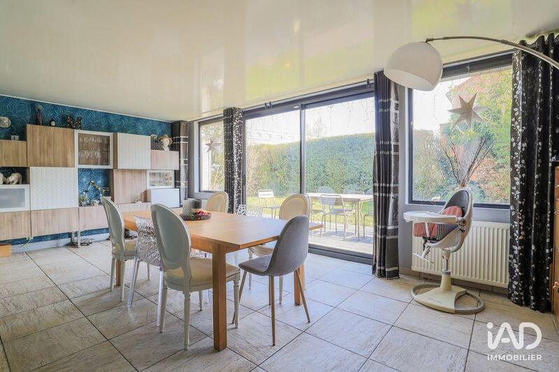 Maison - 180 m² - 5 pièces