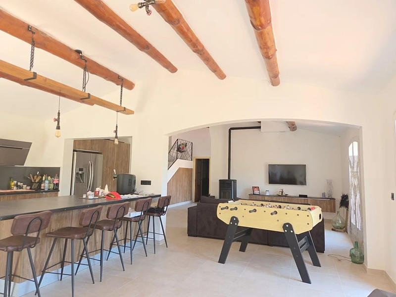 Maison traditionnelle - 135 m² - 4 pièces