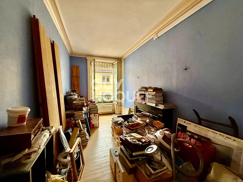 Appartement - 100 m² - 3 pièces