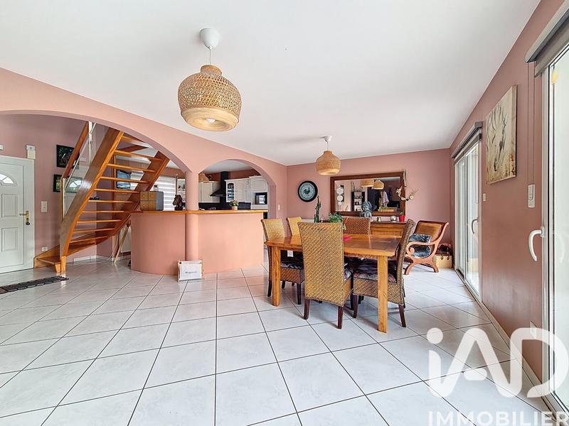 Maison - 135 m² - 5 pièces