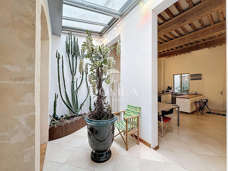 Appartement - 81 m² - 3 pièces