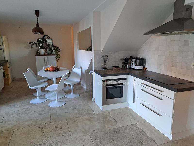 Maison - 144 m² - 6 pièces