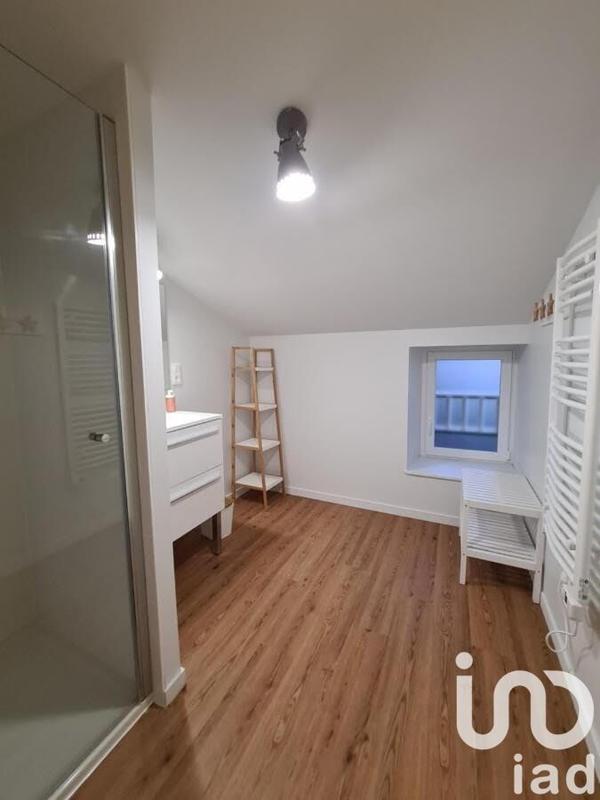 Maison - 167 m² - 12 pièces