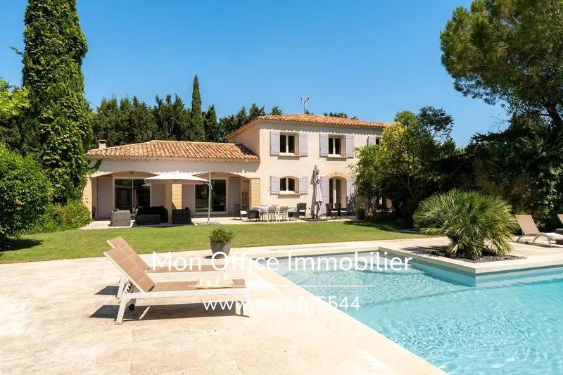 Villa - 310 m² - 5 pièces