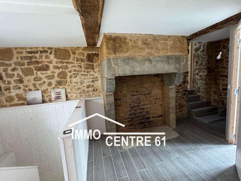 Maison - 228 m² - 8 pièces