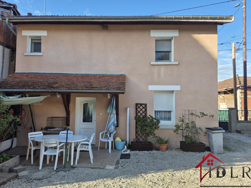 Maison - 155 m² - 8 pièces