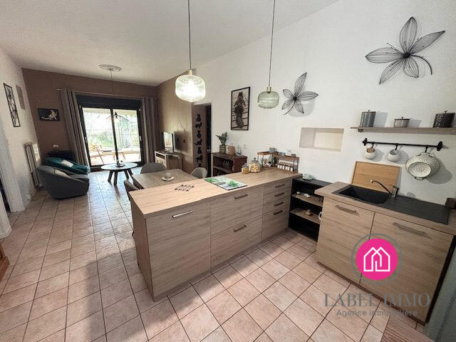 Maison - 115 m² - 7 pièces