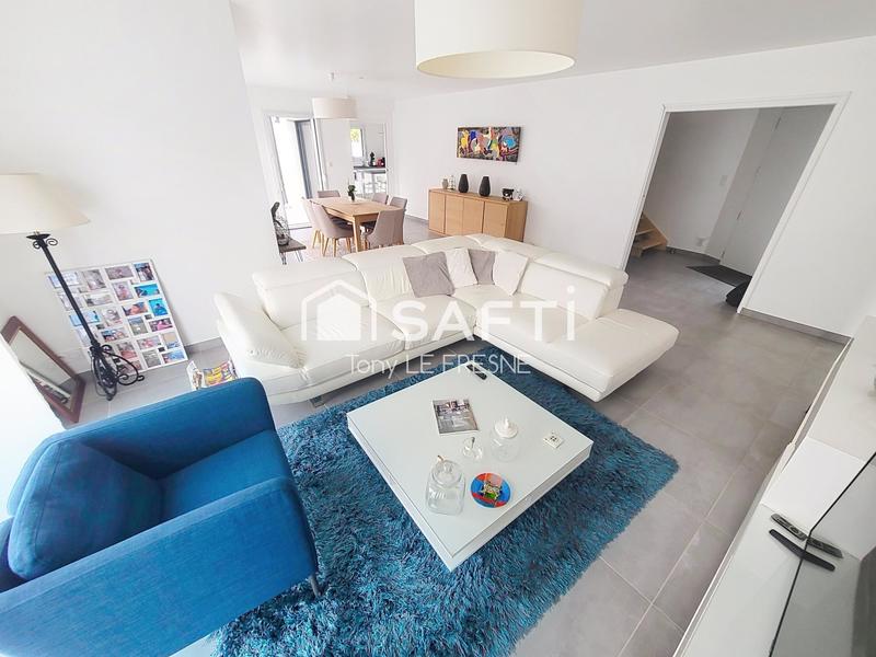 Maison - 146 m² - 6 pièces