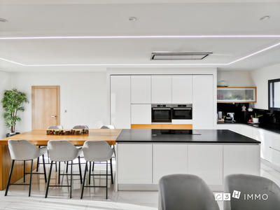 Maison - 143 m² - 5 pièces