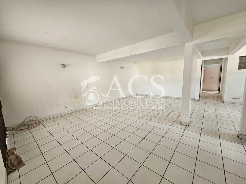 Immeuble - 263 m² - 9 pièces