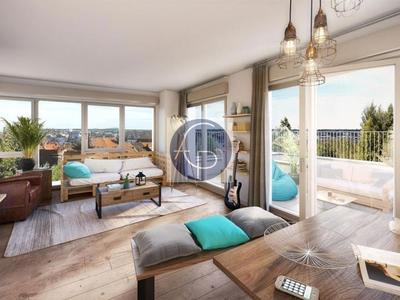 Appartement - 94 m² - 4 pièces