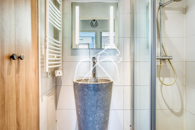 Appartement - 85 m² - 4 pièces