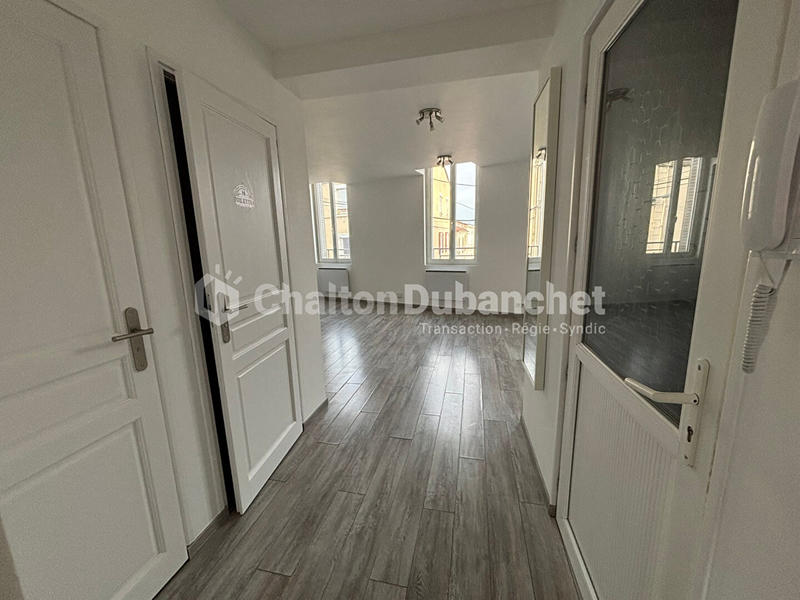 Appartement - 64 m² - 3 pièces